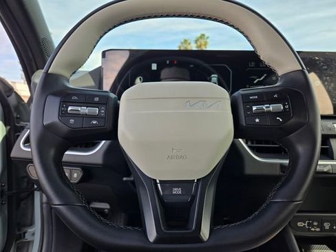 Used 2025 Kia K4 GT-Line image 21