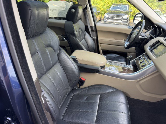 Used 2016 Land Rover Range Rover Sport HSE AWD/4WD image 34