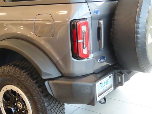 Used 2022 Ford Bronco Outer Banks w/ Sasquatch Package image 11