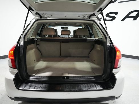 Used 2009 Subaru Outback 2.5i Limited image 13