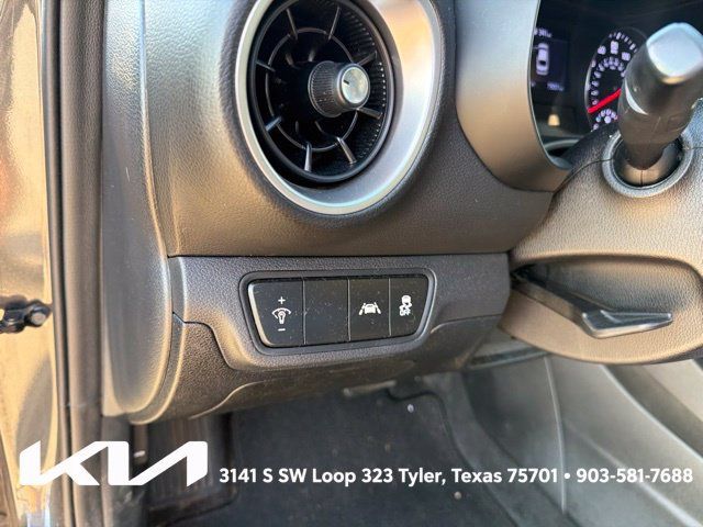 Used 2020 Kia Forte Sedan FWD image 14