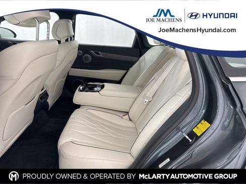 Used 2023 Genesis G80 image 28