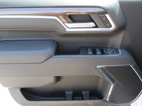 New 2026 Chevrolet Silverado 1500 RST w/ Z71 Off-Road Package AWD/4WD image 23