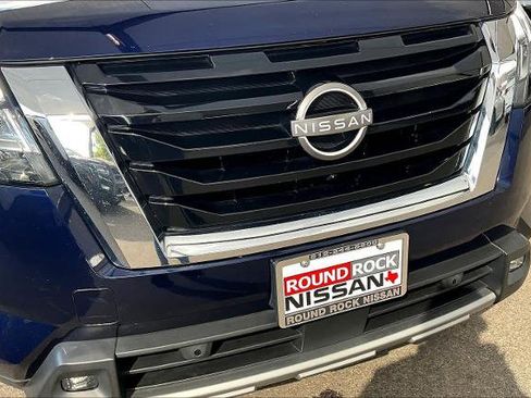 Certified 2022 Nissan Pathfinder Platinum w/ Lighting Package (N93) image 28