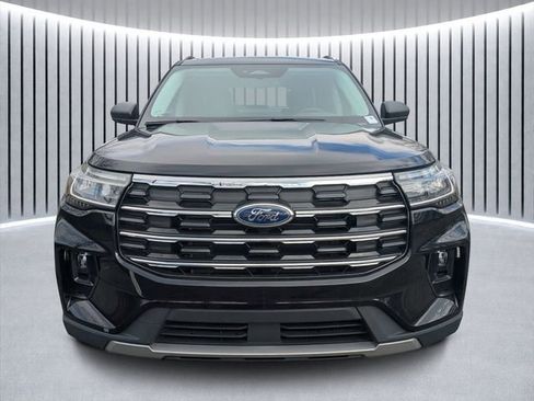 New 2025 Ford Explorer Active w/ Active Comfort Package RWD image 9