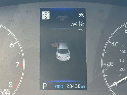 Used 2025 Toyota Corolla LE image 32