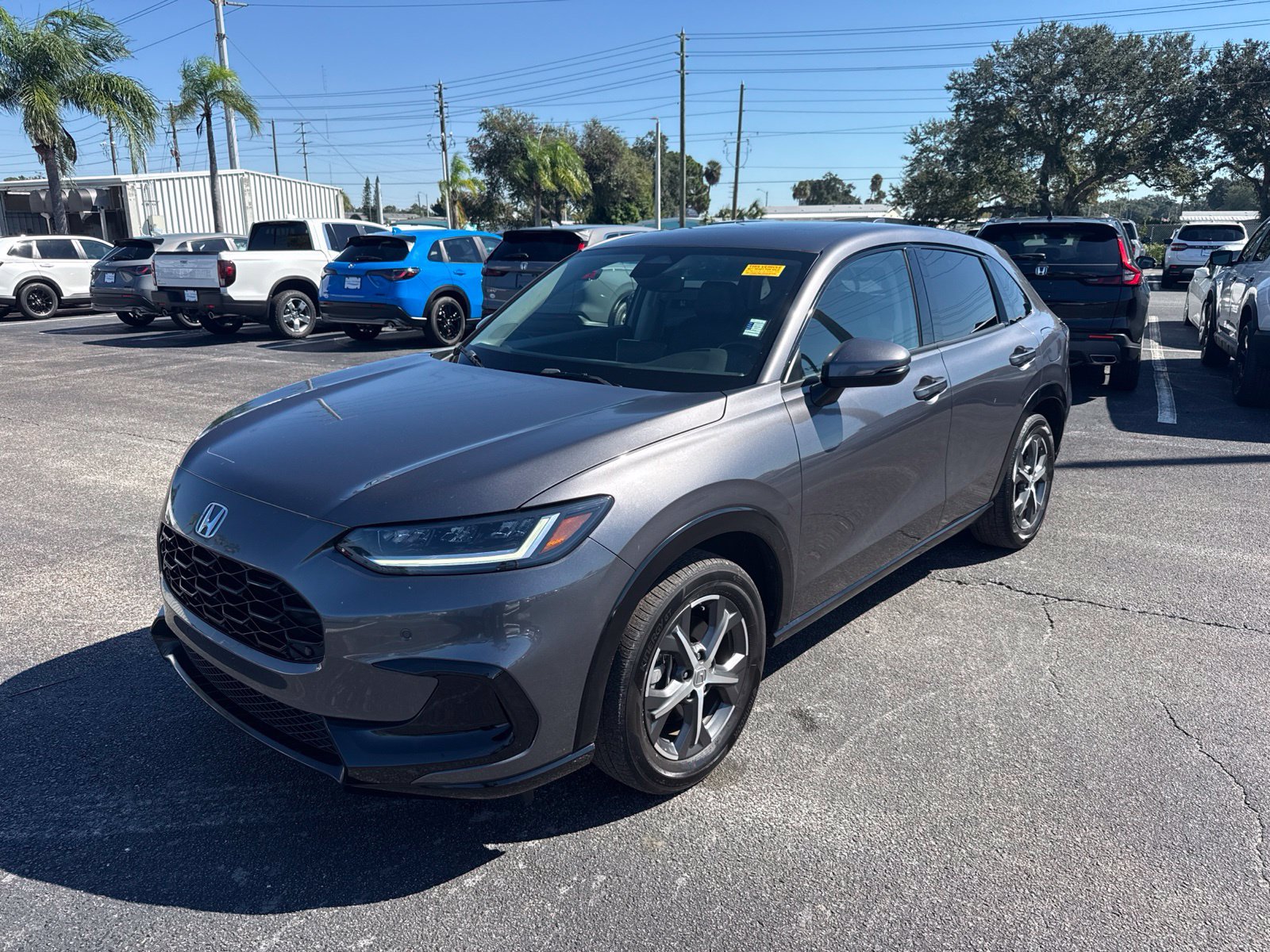 Used 2024 Honda HR-V EX-L image 3