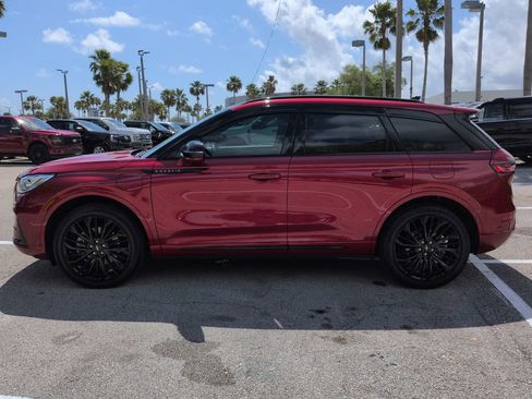 Used 2025 Lincoln Corsair Grand Touring w/ Equipment Group 302A image 7