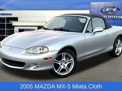 Used 2005 MAZDA MX-5 Miata w/ Convenience Pkg