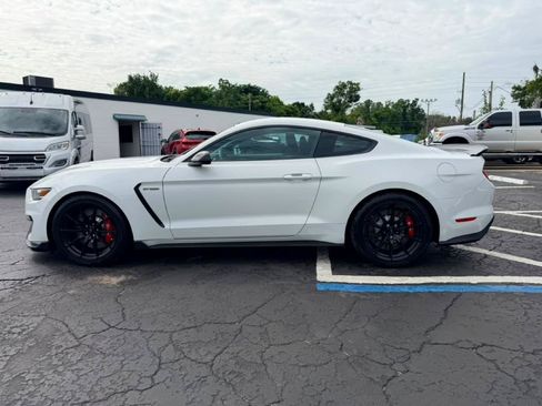 Used 2016 Ford Mustang Shelby GT350 w/ Track Package RWD image 5
