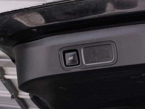 Used 2020 Ford Expedition Limited w/ Equipment Group 301A AWD/4WD image 55