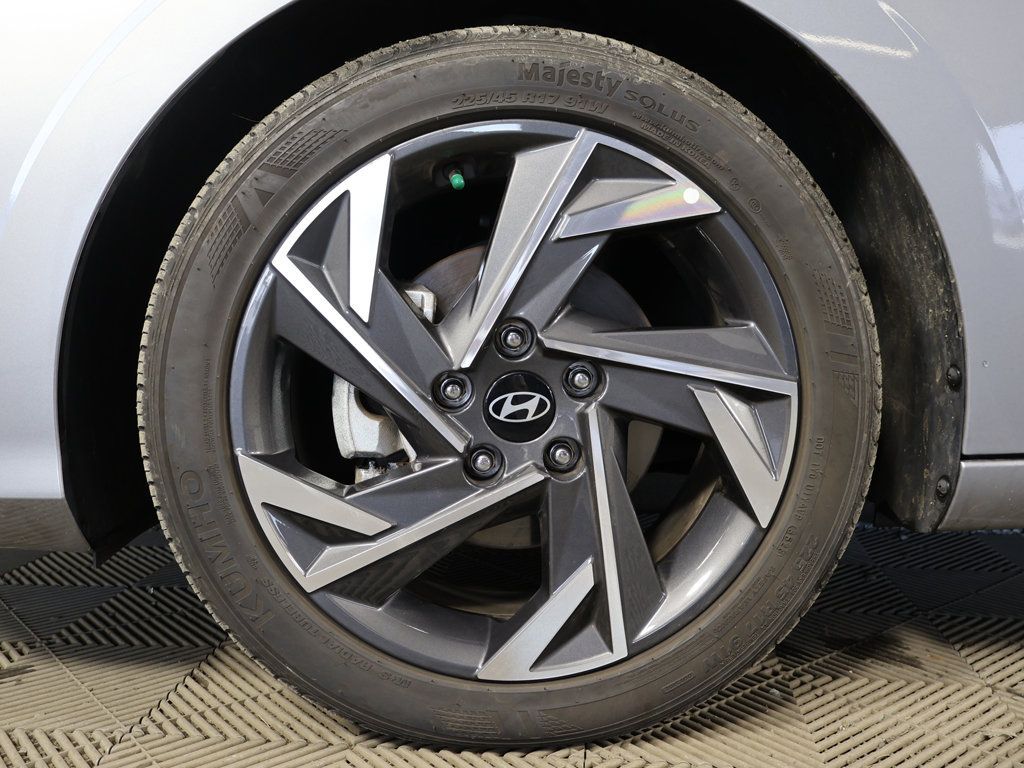 Certified 2024 Hyundai Elantra SEL w/ Convenience Package FWD image 20