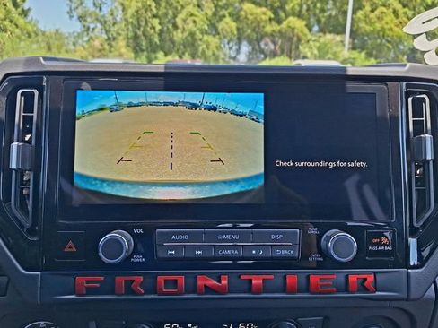Certified 2025 Nissan Frontier PRO-4X w/ Tow Package AWD/4WD image 21