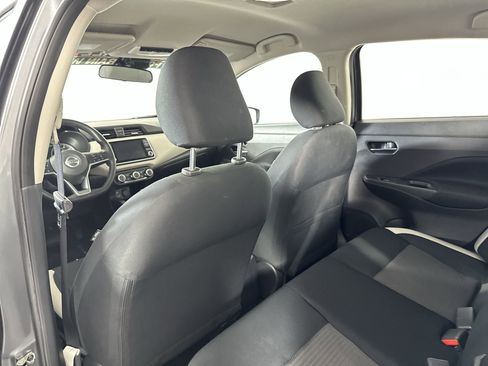 Used 2022 Nissan Versa SV w/ Trunk Package image 28