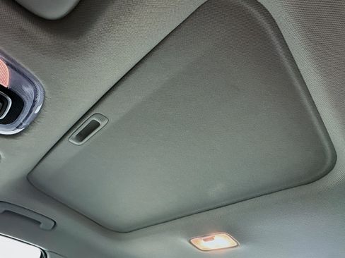 Used 2025 Hyundai Elantra Limited image 26