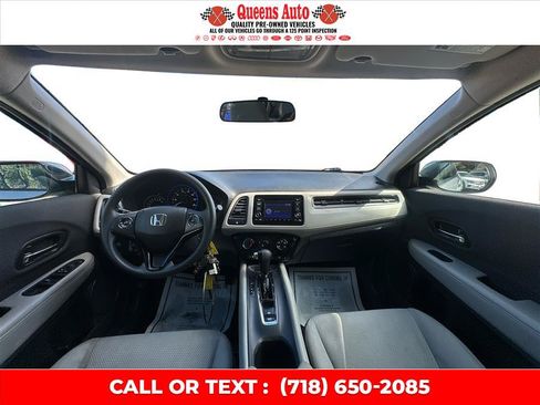 Used 2022 Honda HR-V LX image 24