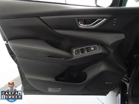 Used 2023 Subaru Ascent Limited w/ Technology Package image 12