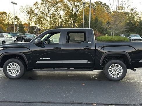 New 2026 Toyota Tundra SR5 image 4