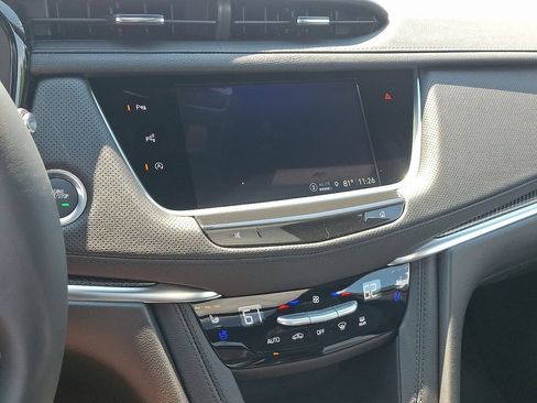 New 2026 Cadillac XT5 Sportv AWD/4WD image 8