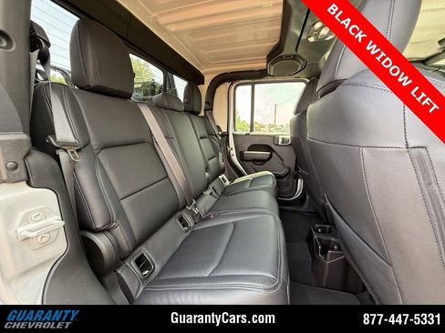 Used 2022 Jeep Gladiator Sport image 51