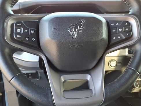 Used 2025 Ford Bronco Outer Banks image 16