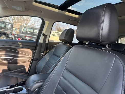 Used 2016 Ford Escape Titanium image 23