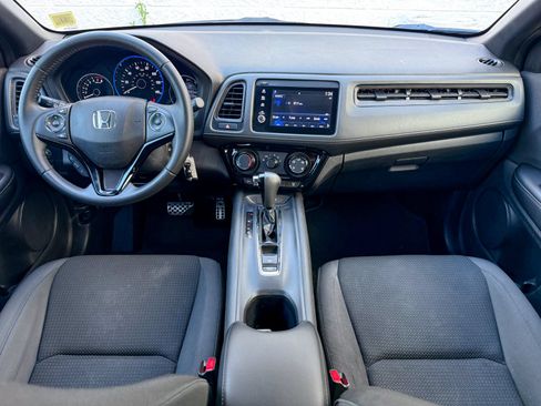 Used 2020 Honda HR-V Sport image 29