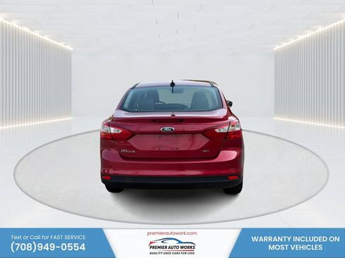 Used 2012 Ford Focus SEL FWD image 5