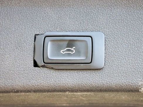 Used 2015 Audi Q5 2.0T Premium Plus w/ Technology Package image 25