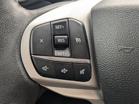 Used 2024 Ford Explorer XLT w/ Equipment Group 202A image 26