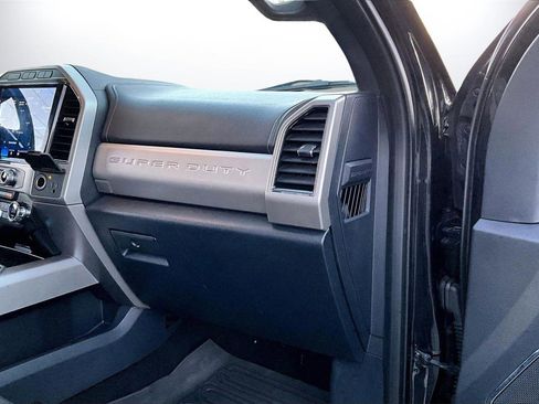 Used 2022 Ford F250 Lariat w/ Tremor Off-Road Package image 21