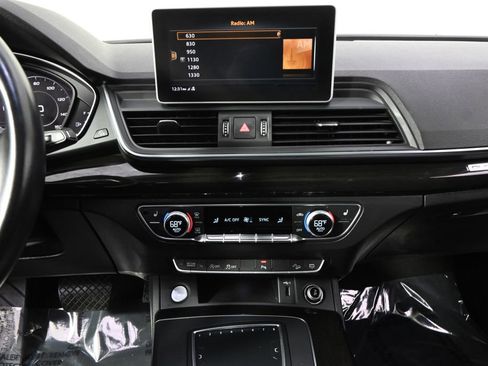Used 2018 Audi Q5 2.0T Premium Plus AWD/4WD image 27