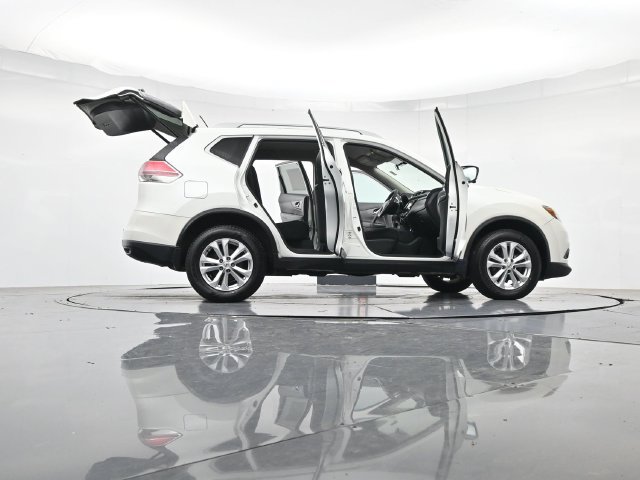 Used 2016 Nissan Rogue SV w/ SV Premium Package AWD/4WD image 53