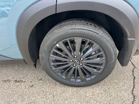 New 2026 Nissan Pathfinder SL w/ SL Premium Package AWD/4WD image 39