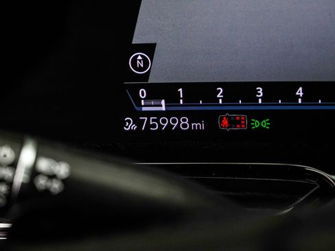 Used 2024 Cadillac Escalade ESV Sport image 37