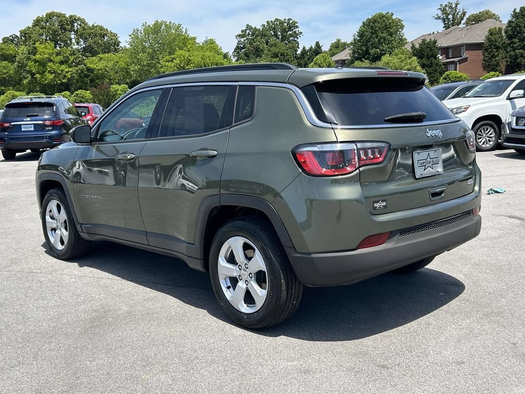 Used 2018 Jeep Compass Latitude FWD image 5