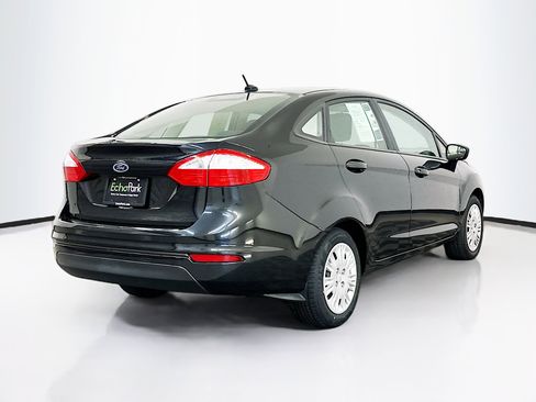 Used 2015 Ford Fiesta S image 9