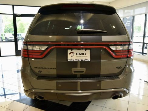 Used 2022 Dodge Durango R/T w/ Tow 'N Go Package AWD/4WD image 5