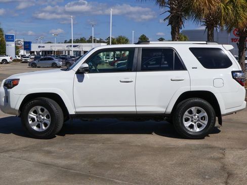 Used 2022 Toyota 4Runner SR5 Premium image 24