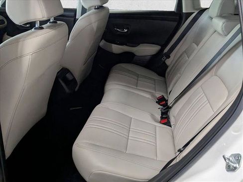 Used 2024 Honda HR-V EX-L image 19