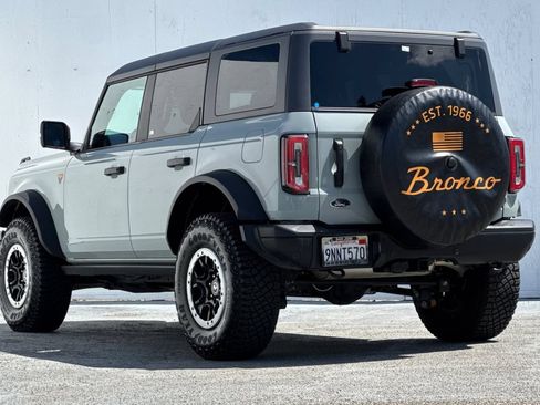 Used 2024 Ford Bronco Badlands AWD/4WD image 5