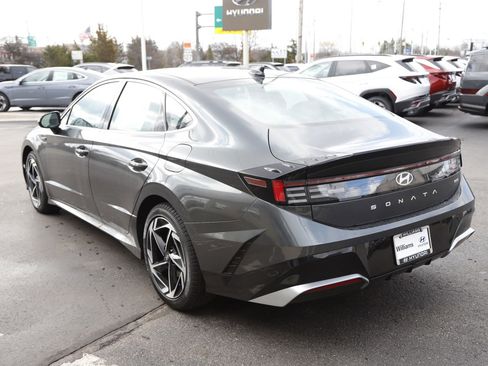 New 2026 Hyundai Sonata SEL AWD/4WD image 6