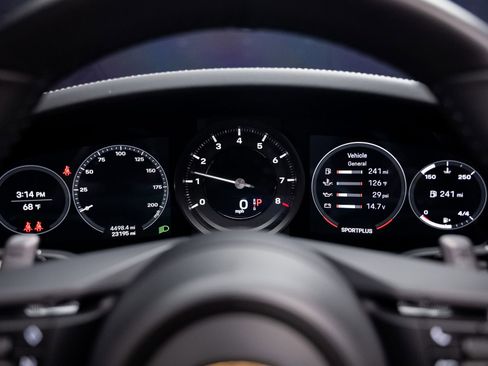 Used 2020 Porsche 911 GT3 RS image 46