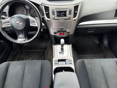 Used 2014 Subaru Outback 2.5i Premium AWD/4WD image 15