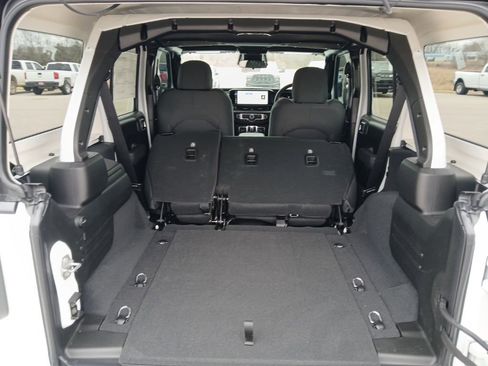 New 2026 Jeep Wrangler Unlimited Sport w/ Convenience Group image 26