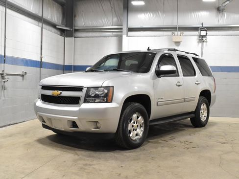 Used 2013 Chevrolet Tahoe LT AWD/4WD image 6