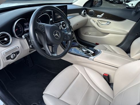 Used 2016 Mercedes-Benz C 300 Sedan image 10