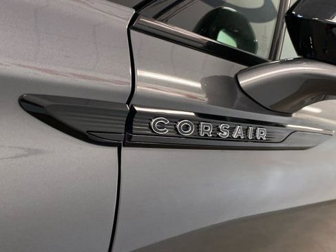 New 2025 Lincoln Corsair Reserve w/ Jet Appearance Package image 13