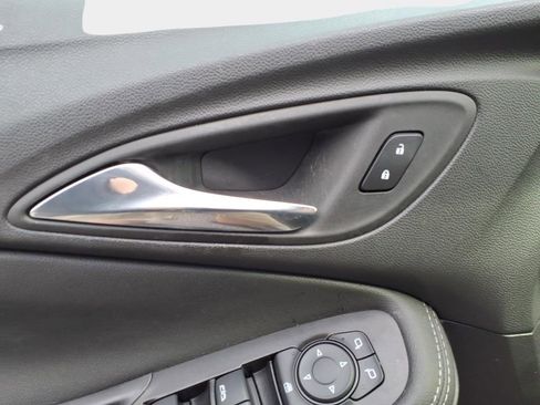 Used 2023 Buick Encore GX Select image 22