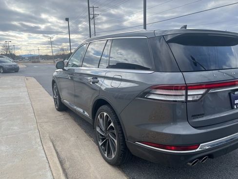 Used 2021 Lincoln Aviator Reserve w/ Equipment Group 202A image 7